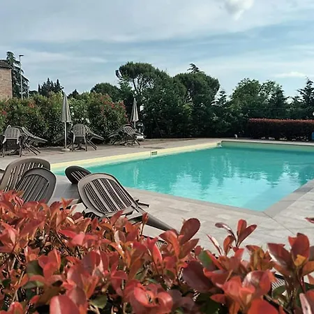 Manuela Flat Chiesina Uzzanese